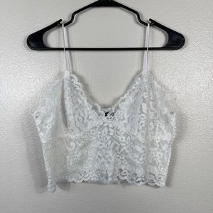 NWT Express lace crop